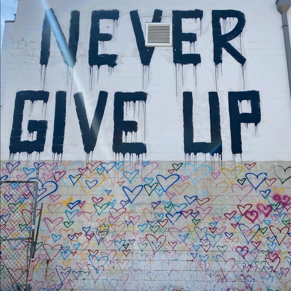 Meet your Posher, Nicole - Picture 1 of 1